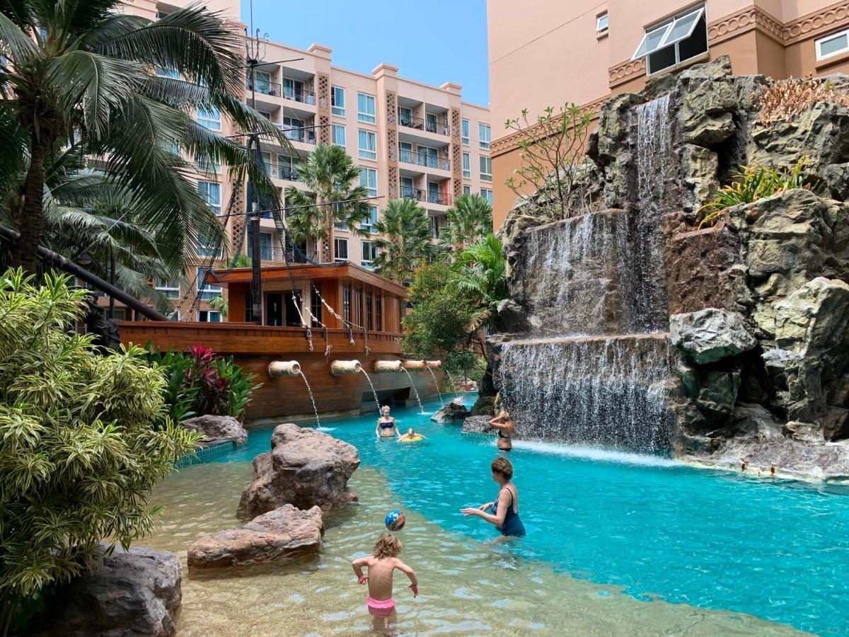 Atlantis Condo Resort Джомтьєн-Біч Екстер'єр фото