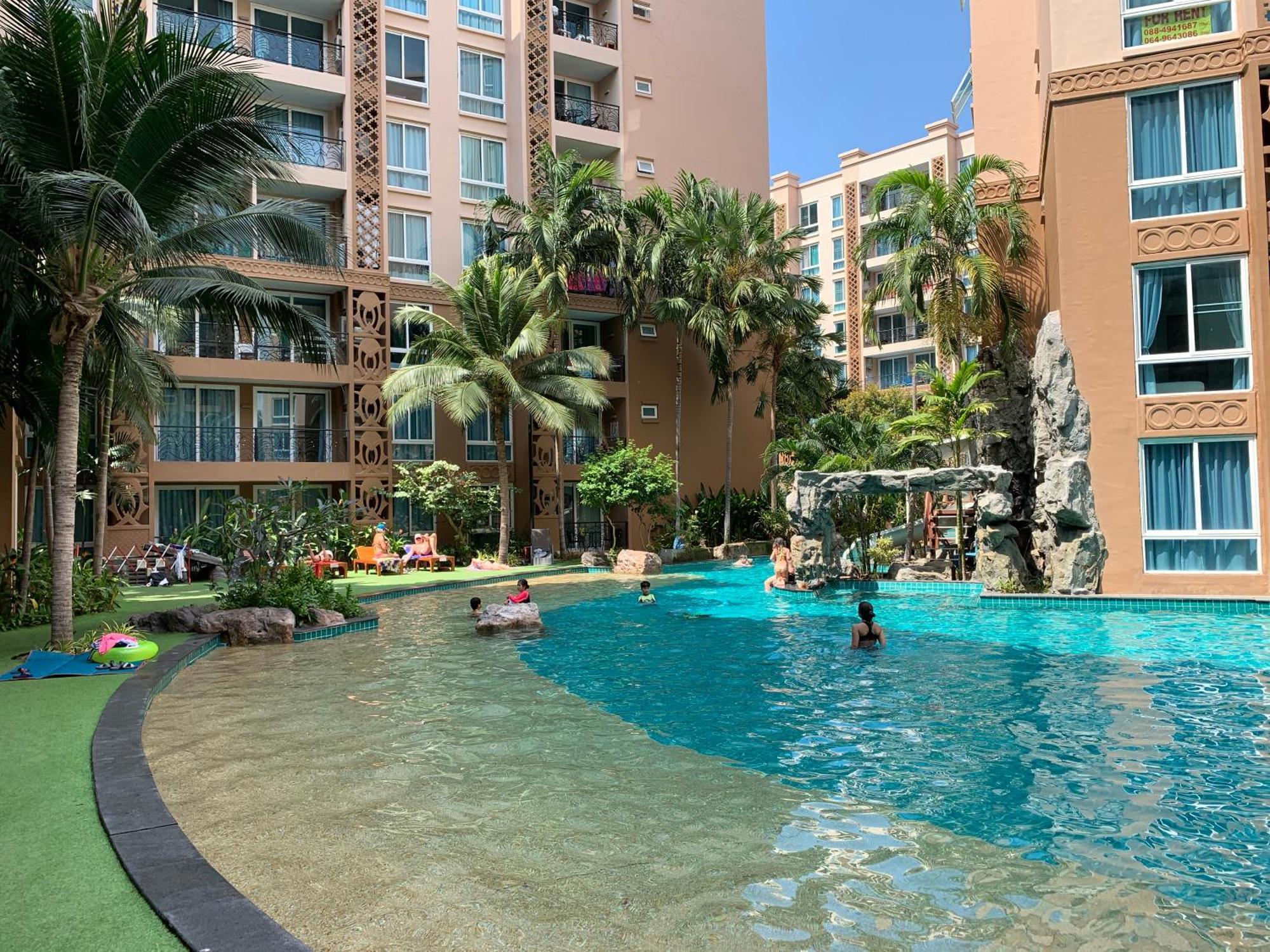 Atlantis Condo Resort Джомтьєн-Біч Екстер'єр фото