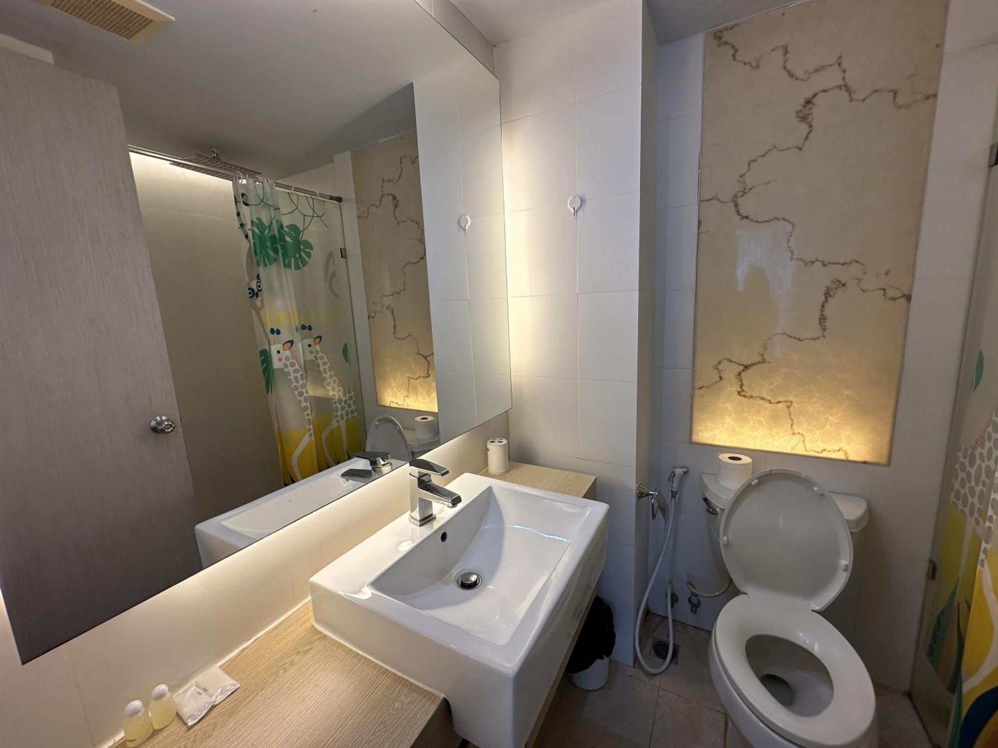 Atlantis Condo Resort Джомтьєн-Біч Екстер'єр фото
