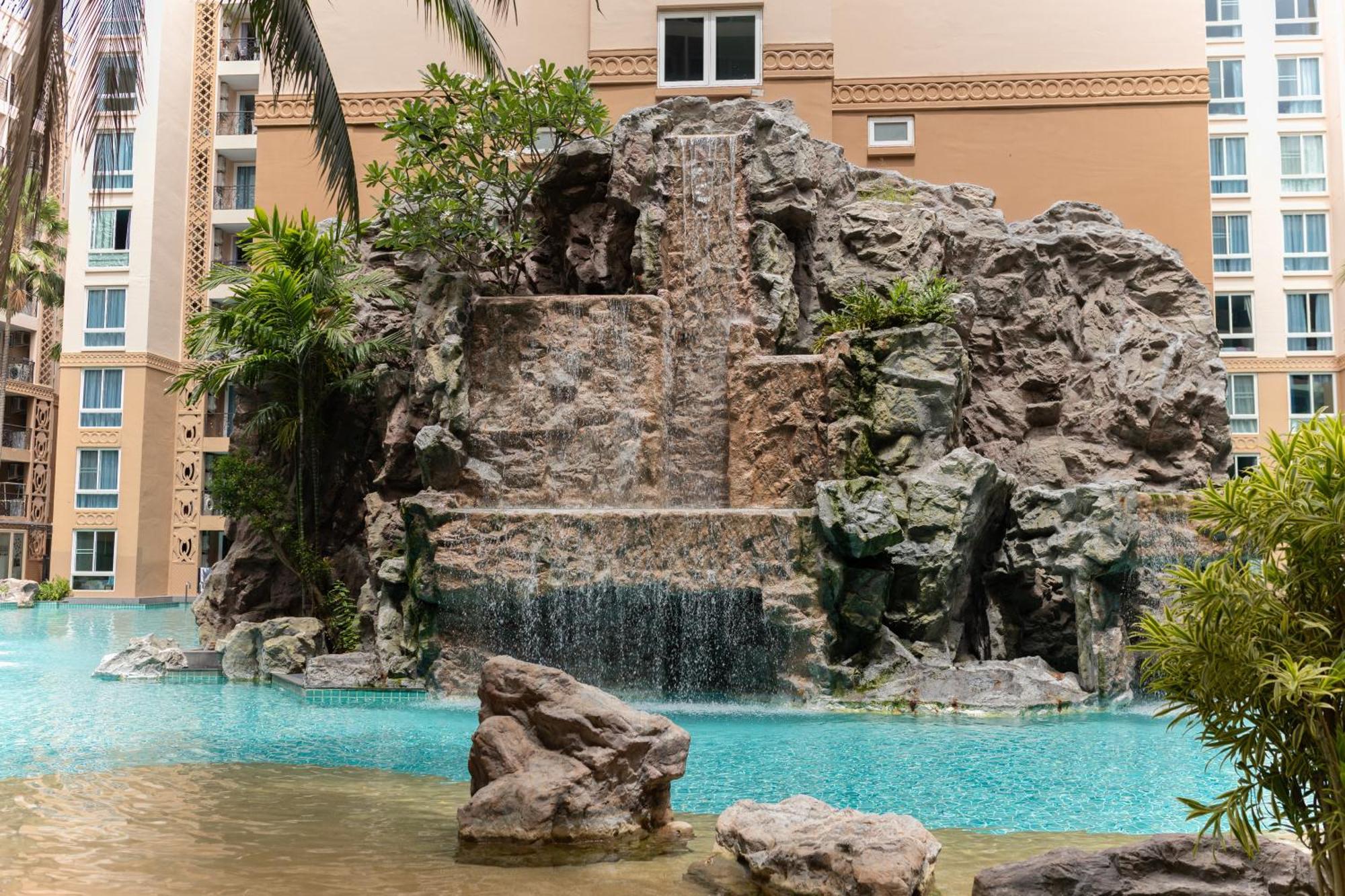 Atlantis Condo Resort Джомтьєн-Біч Екстер'єр фото